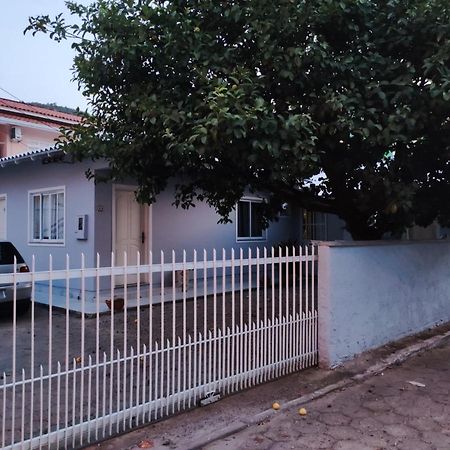 Casa De Temporada Marlete Apartment ฟลอเรียนอโปลิส ภายนอก รูปภาพ